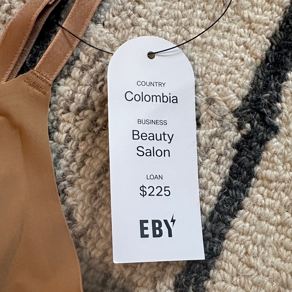 NWT EBY Seamless Warm Tan Bra - Picture 5 of 9